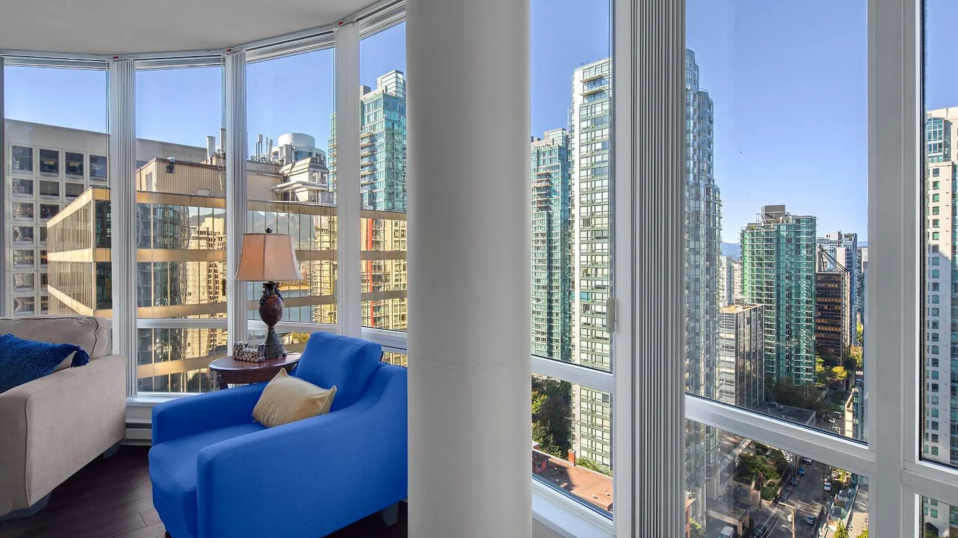 Breathtaking Downtown Condo With Stunning Harbor Views! Βανκούβερ Διαμέρισμα